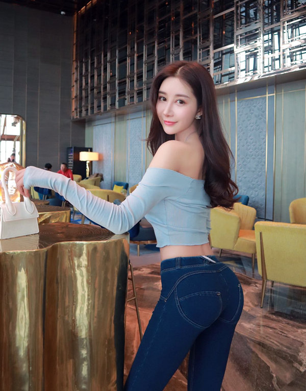 纽约外围模特经纪人