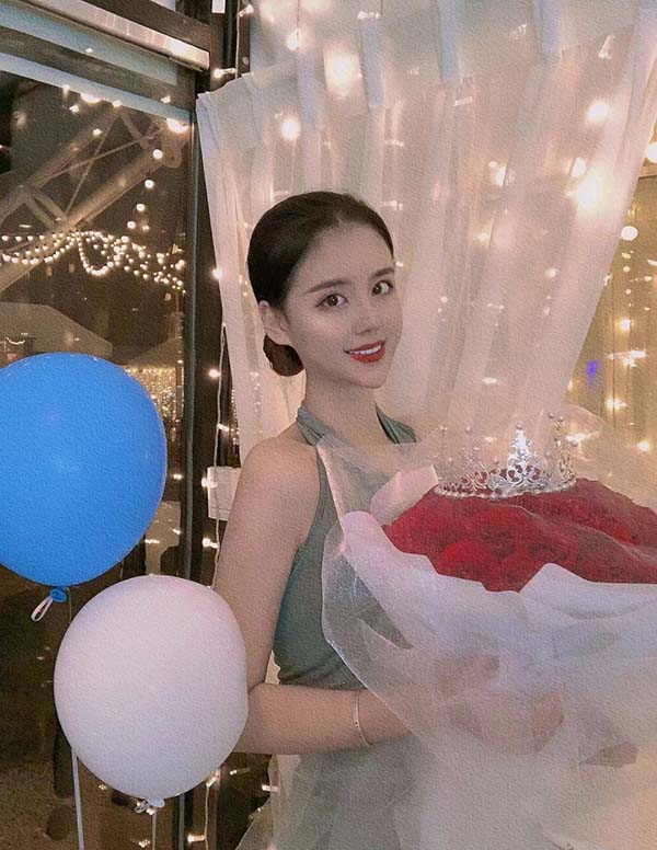 纽约外围模特经纪人