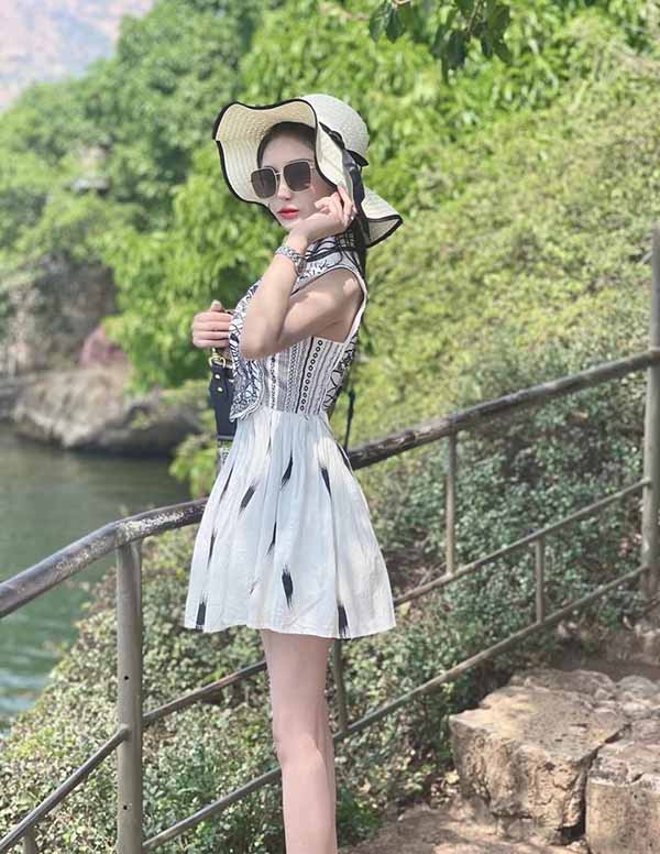 温哥华美女伴游